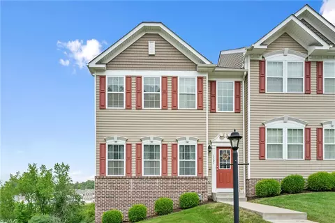 1501 Canterbury Dr, Imperial, PA 15126