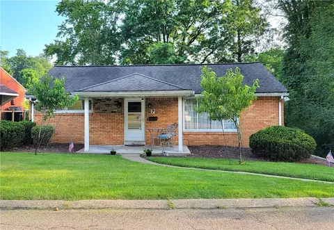 7 Carol Pl, Pittsburgh, PA 15220