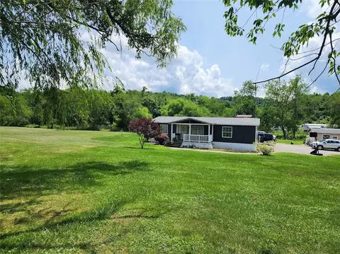 133 Dearth Rd, Uniontown, PA 15401