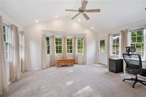116 Valley Rd, Eighty Four, PA 15330 photo 13