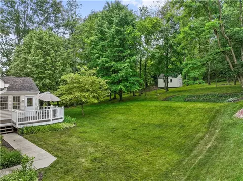116 Valley Rd, Eighty Four, PA 15330 photo 33