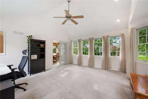 116 Valley Rd, Eighty Four, PA 15330 photo 14