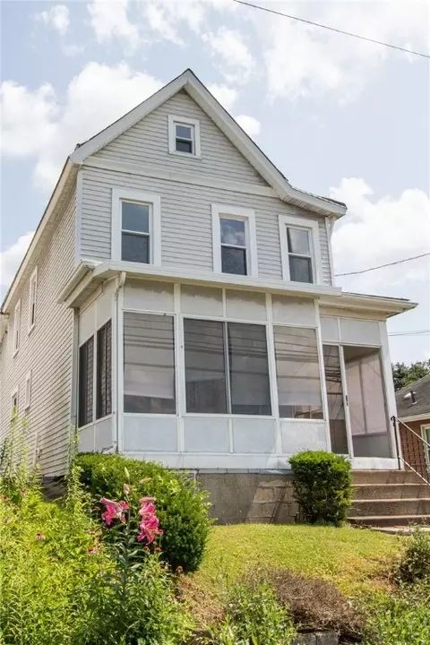 3104 State St, White Oak, PA 15131