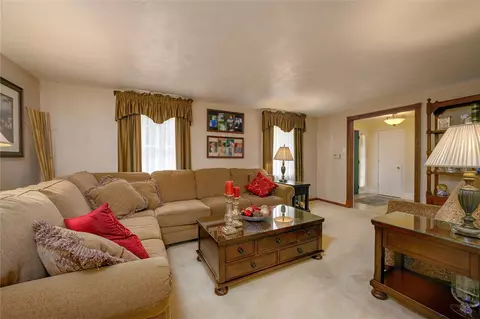 22 Dover Rd, Irwin, PA 15642 photo 13