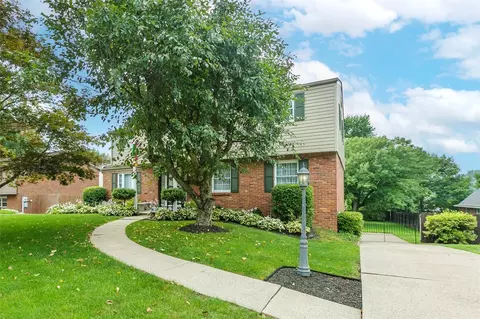 22 Dover Rd, Irwin, PA 15642 photo 3