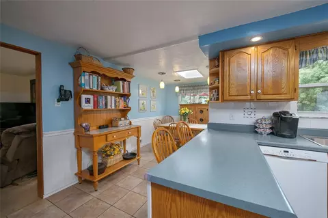 22 Dover Rd, Irwin, PA 15642 photo 18