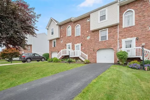 729 Bruton Dr, Gibsonia, PA 15044