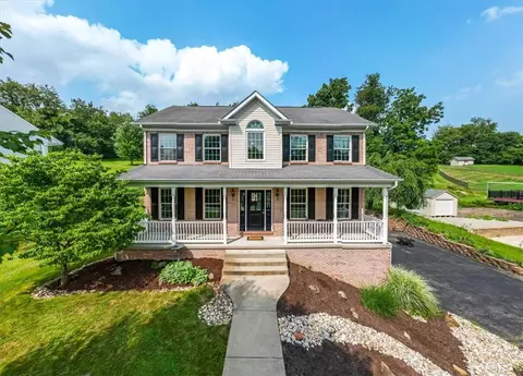 221 Arrowhead Ln, Eighty Four, PA 15330