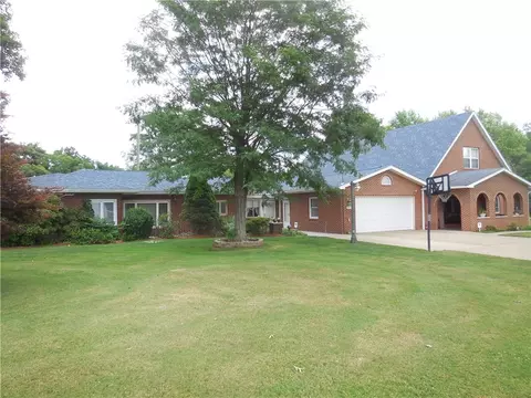 1941 Barclay Hill Rd # f, Beaver, PA 15009