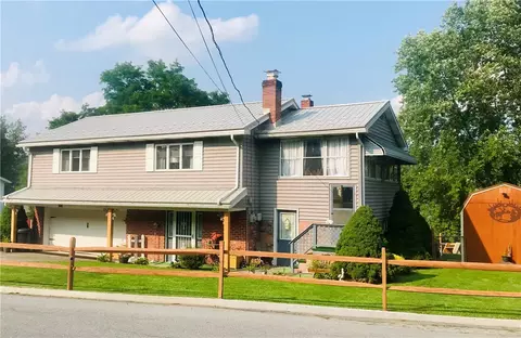 1917 Hillside Ave, Windber, PA 15963