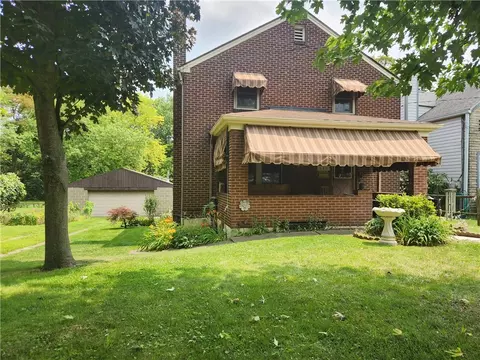325 Broadway Ave, North Versailles, PA 15137