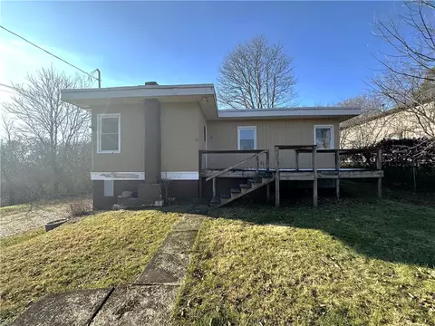 116 Clermont St, Belmont, PA 15904
