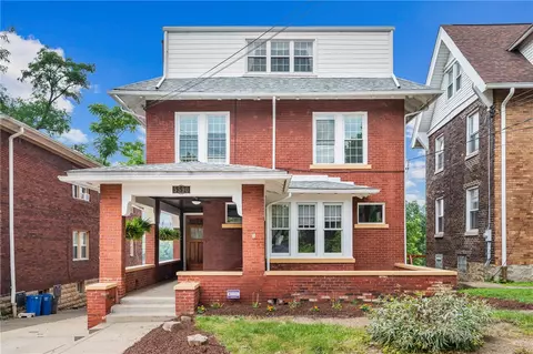 5590 Pocusset St, Pittsburgh, PA 15217