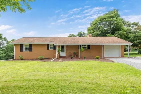 342 Whitestown Rd, Harmony, PA 16037