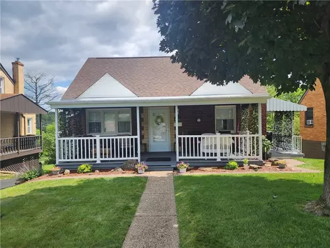 230 Carmella Dr, White Oak, PA 15131