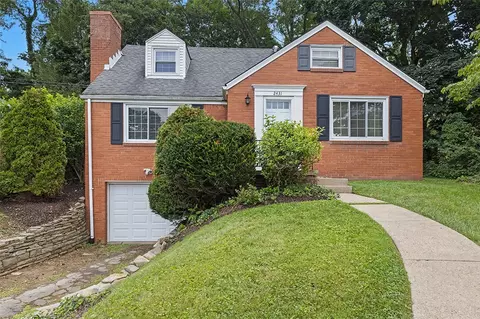 2431 Orchard Dr, Pittsburgh, PA 15241