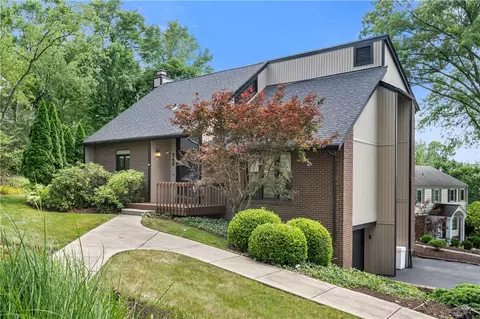 249 Trotwood West Dr, Pittsburgh, PA 15241