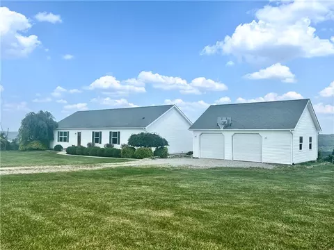 393 Werner Rd, New Castle, PA 16102