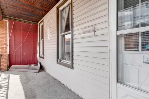 335 Wayne St, Beaver, PA 15009 photo 4