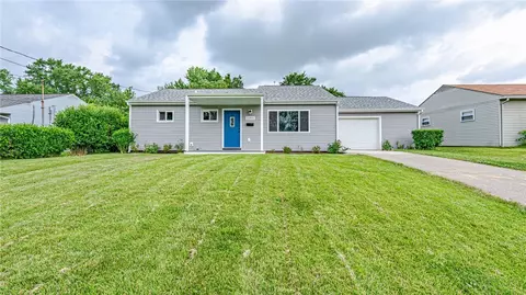 10891 Carlson Dr, Irwin, PA 15642