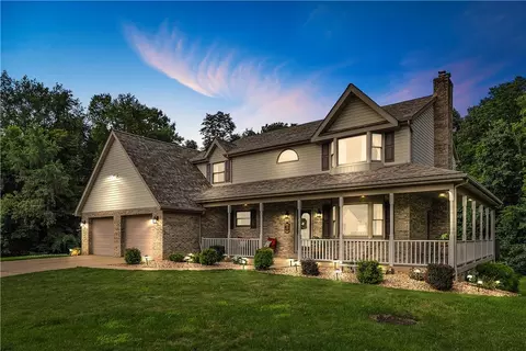 33 Heritage Ct, Delmont, PA 15626