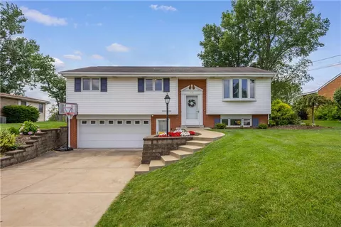 131 Meadow Dr, Bridgeville, PA 15017