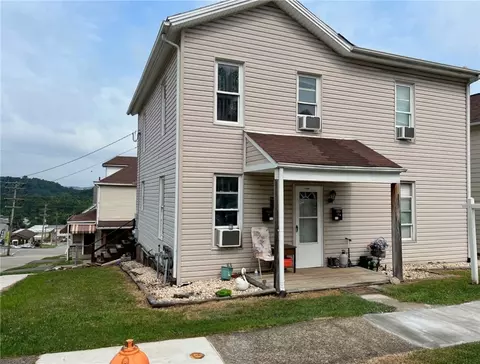 1438 Poplar, Greensburg, PA 15601