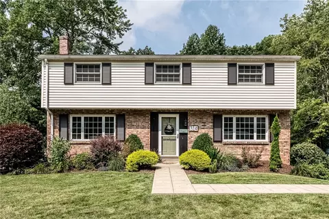 314 Haugh Dr, Pittsburgh, PA 15237