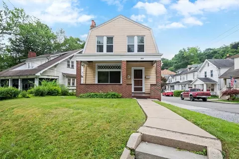 929 Main St, Coraopolis, PA 15108