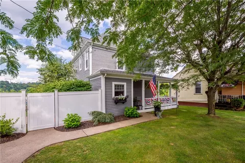 809 Lookout Ave, Charleroi, PA 15022