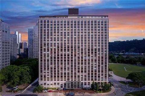 320 Fort Duquesne Blvd #26FGHJ, Pittsburgh, PA 15222