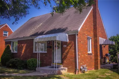 319 Scene Ridge Rd, Mckeesport, PA 15133
