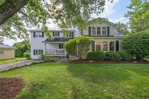 893 Highpoint Dr, Coal Center, PA 15423