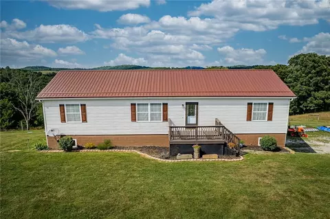 156 Haines Ridge Rd, Mount Morris, PA 15349