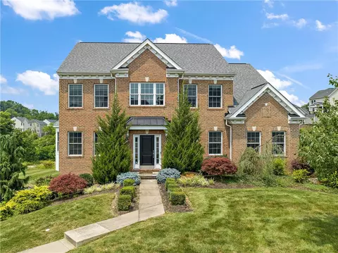 143 Stafford Dr, Mckees Rocks, PA 15136