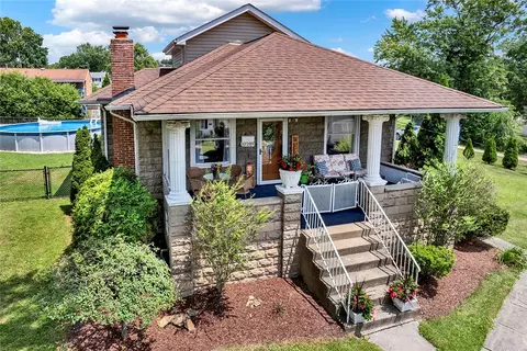 10289 Washington Ave, North Huntingdon, PA 15642