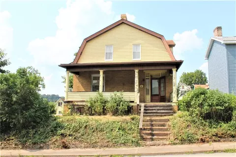 622 N 2nd St, Apollo, PA 15613