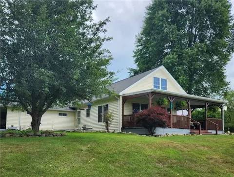 177 Factory St, Cooperstown, PA 16317