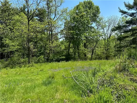 412 Arcadia, Mccandess, PA 15237