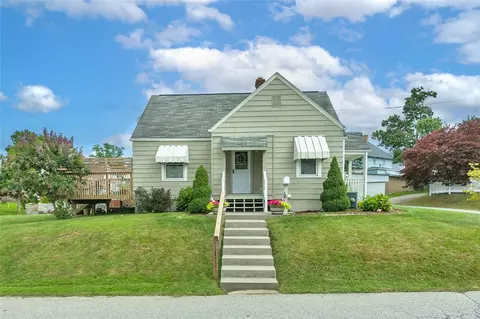 803 Blind Ln, Belle Vernon, PA 15012