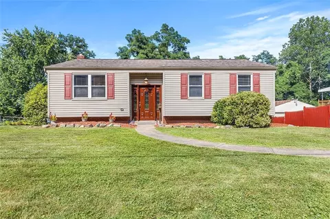 5093 Elmwood Dr, Pittsburgh, PA 15227