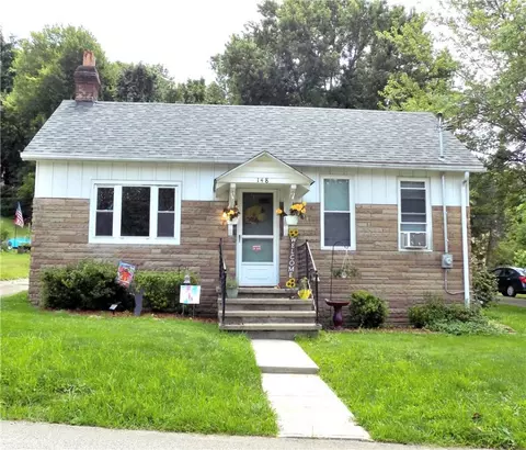 148 Bennington Rd, Hopwood, PA 15445