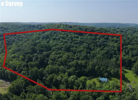 105 E 2nd St, East Brady, PA 16028