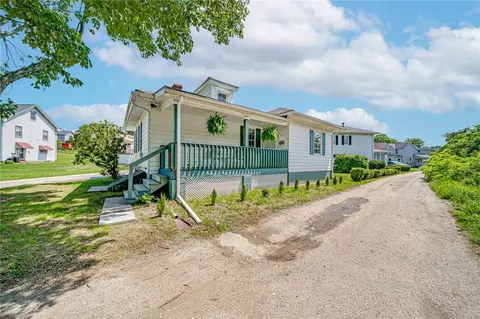 620 Eleanor Ave, Scottdale, PA 15683