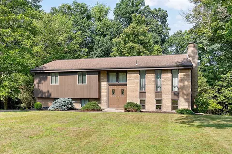 4118 Lee Ct, Allison Park, PA 15101