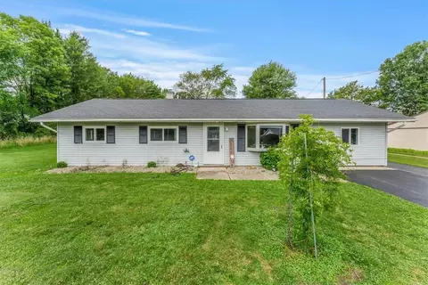 705 Patricia Ave, Hermitage, PA 16148