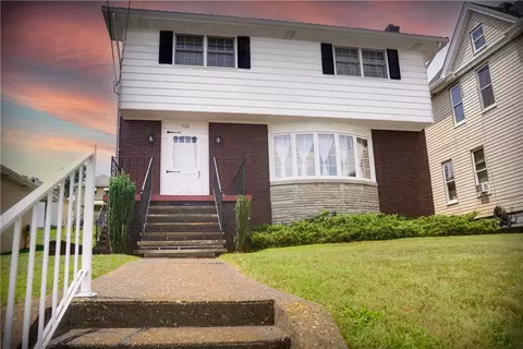 536 Center Ave, Charleroi, PA 15022