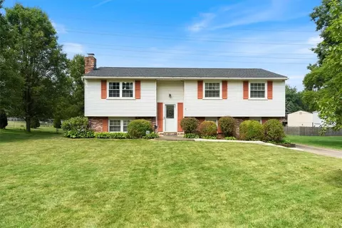 460 2nd Ave, Freedom, PA 15042