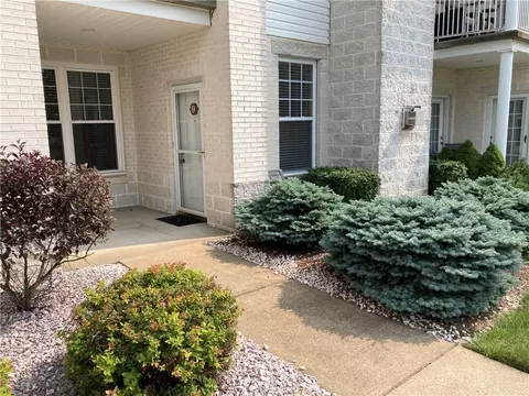 240 Adams Pointe Blvd #9, Mars, PA 16046