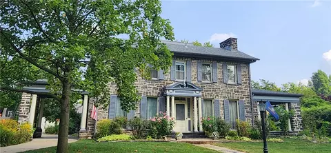 494 Bank St, Beaver, PA 15009